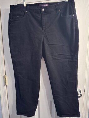 Gloria Vanderbilt Amanda Jeans, Black 18 wide/short